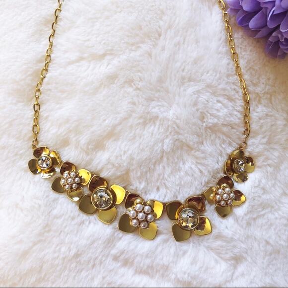 Ann Taylor Pearlized Floral Statement Necklace - Picture 4 of 7